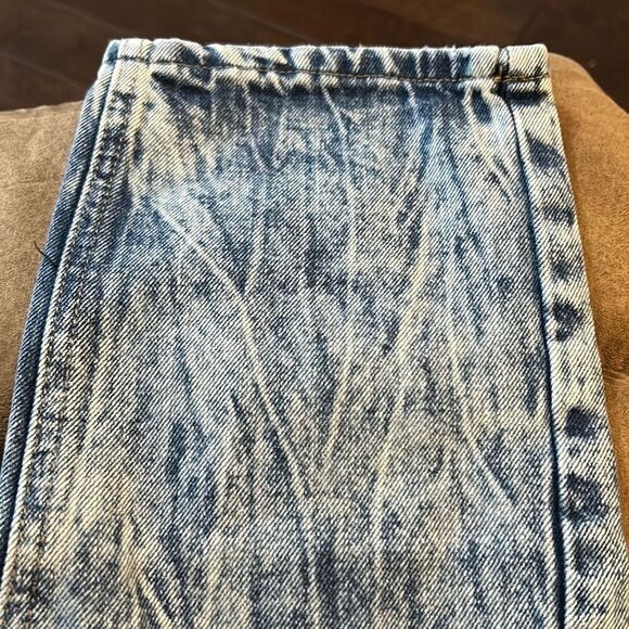 Trillnation Destroyed Mens Jeans 36x30” Acid Washed Ripped Jeans. - Picture 3 of 8